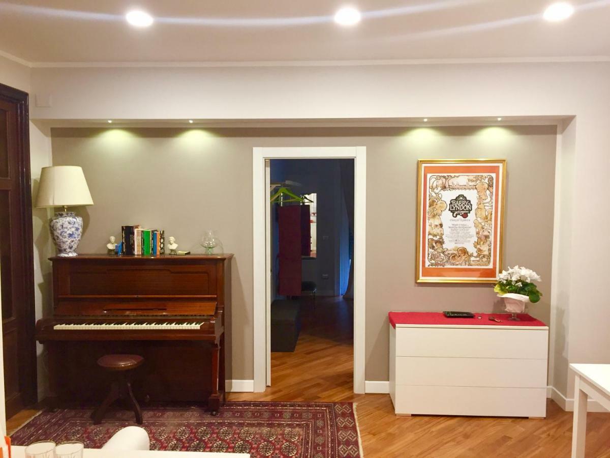Bitre - Bed & Breakfast เนเปิลส์ ภายนอก รูปภาพ